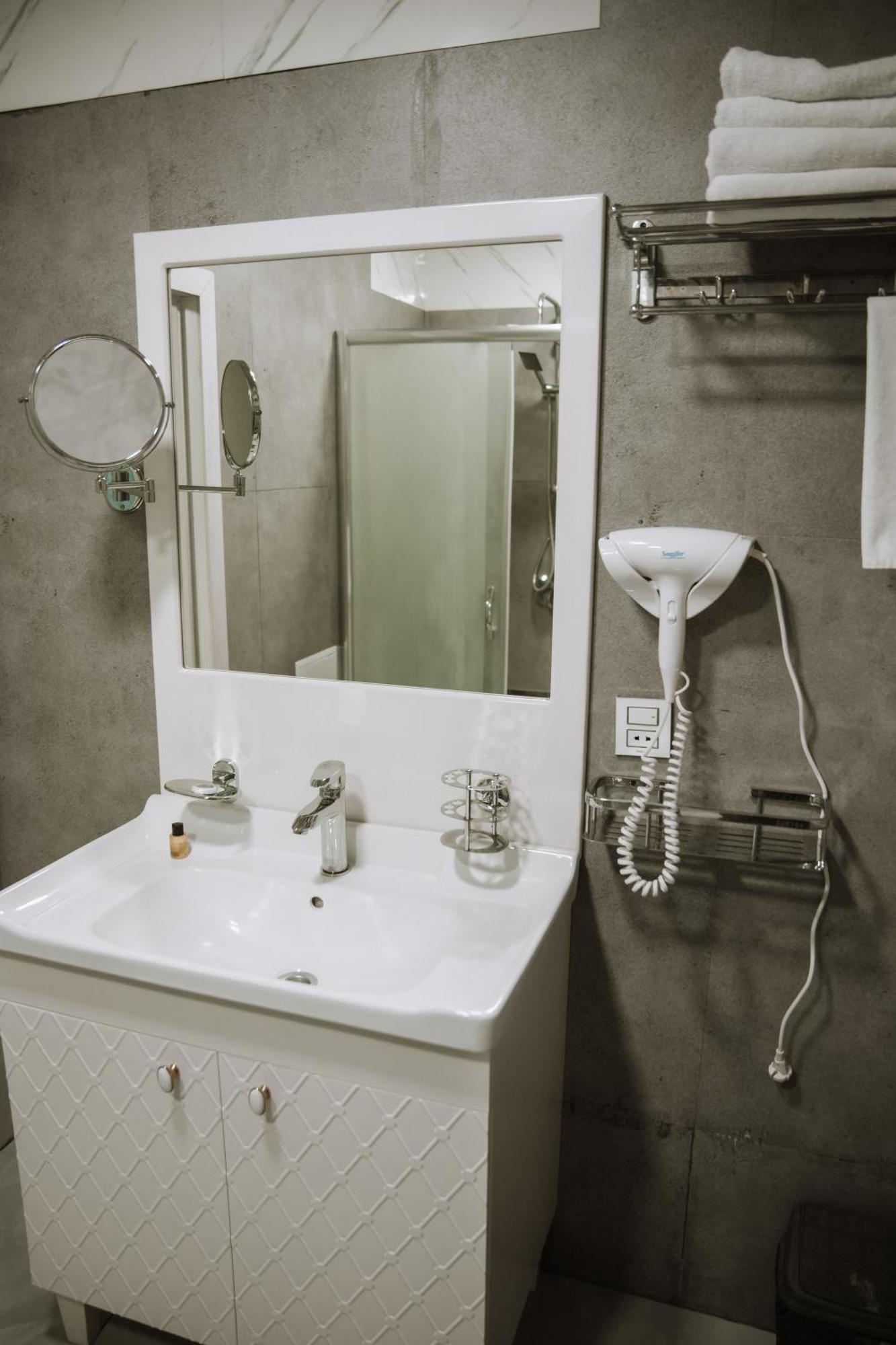 Address Hotel Баку Екстериор снимка